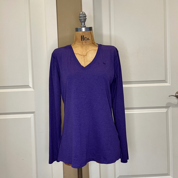 Nike Long Sleeve Workout Shirt - Picture 1 of 3
